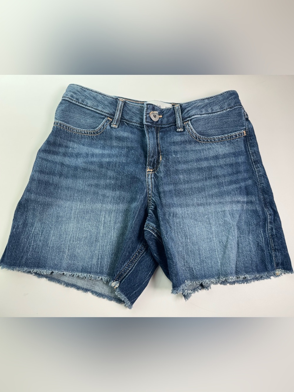 Abercrombie Kids Mid Rise Baggy Denim Shorts Girls Size 11/12 Medium Wash